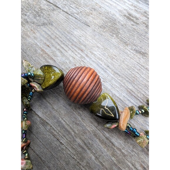 Southwestern Unakite Necklace, Vintage Pink and Green Stone Necklace - Picture 9 of 10